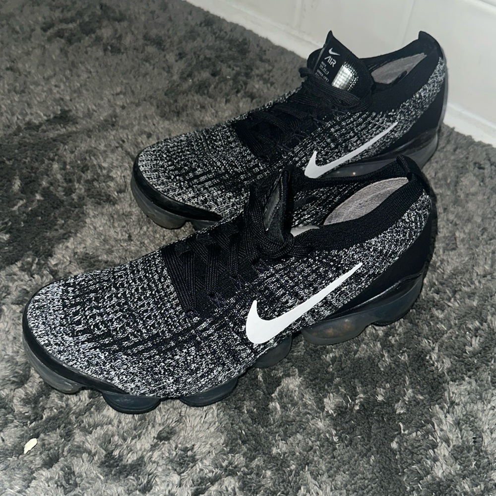 Nike Black and White Flyknit Athletic Shoes